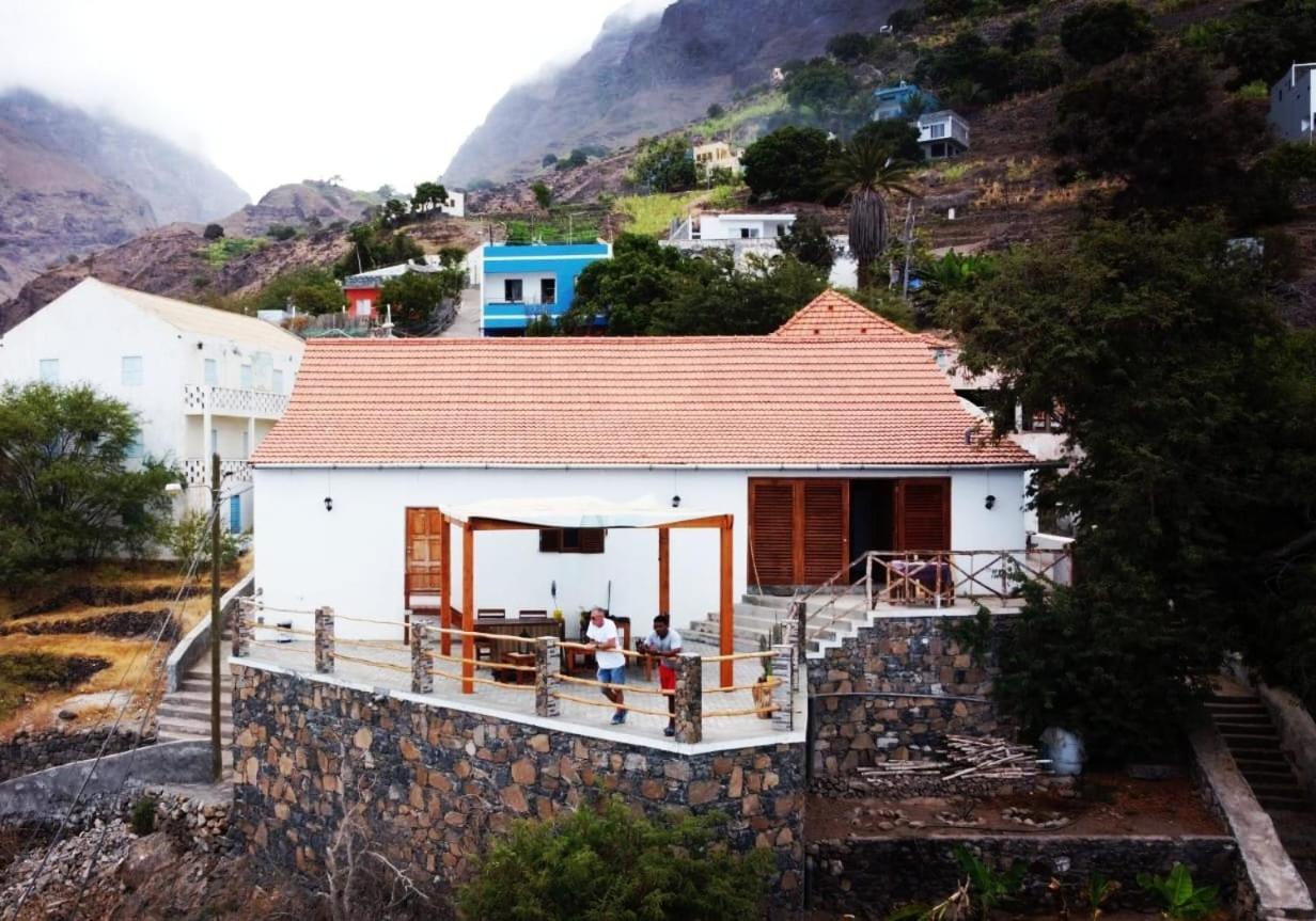 Kaza Ladera Bed & Breakfast Seladinha Dış mekan fotoğraf